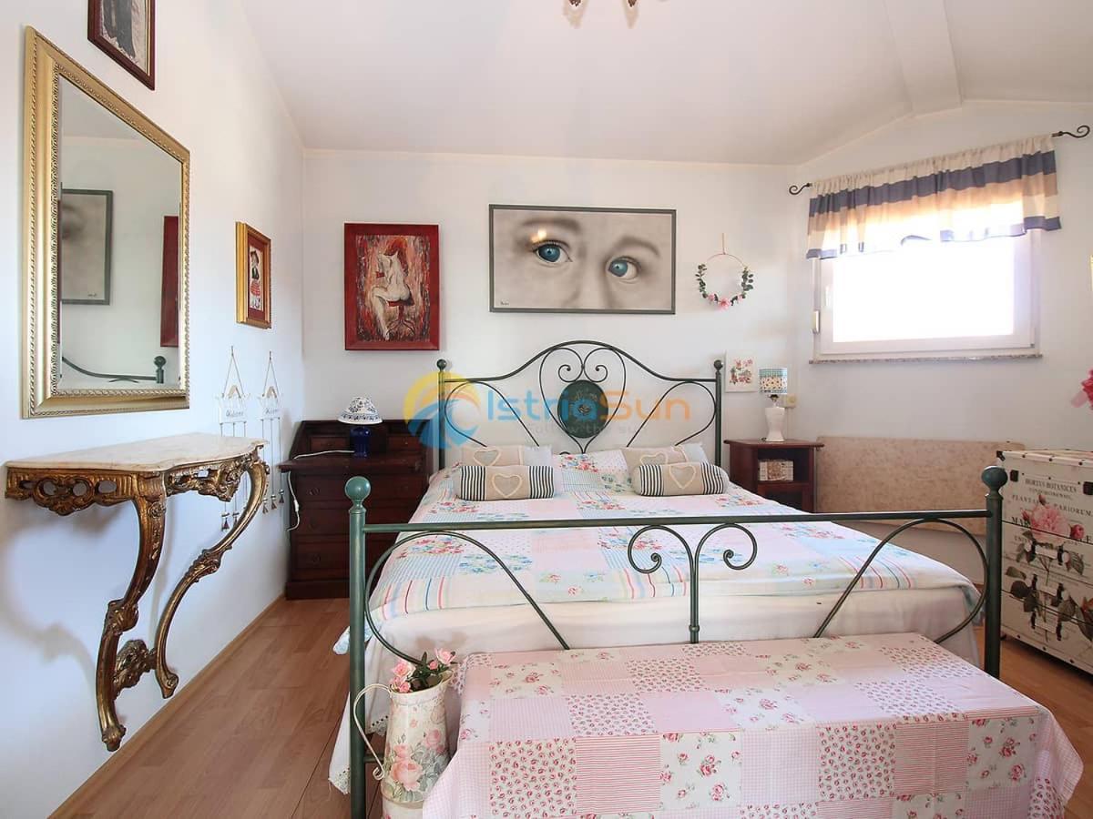 Apartments Bardak Ližnjan Εξωτερικό φωτογραφία