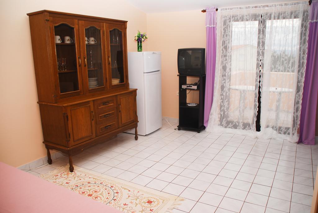 Apartments Bardak Ližnjan Δωμάτιο φωτογραφία